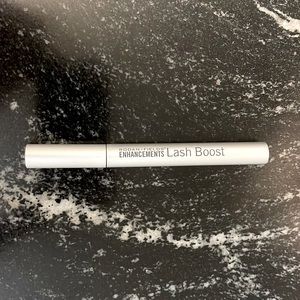 Rodan + Fields Lash Boost Serum